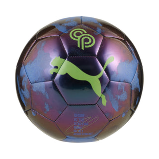 Christian Pulisic Graphic Ball