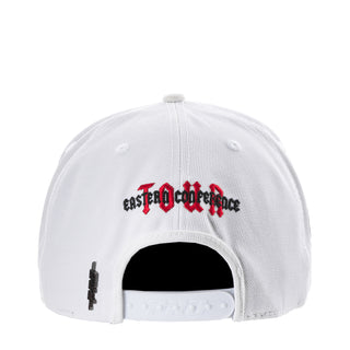 Bulls City Tour Pinch Front Curved Brim 2-Tone Snapback