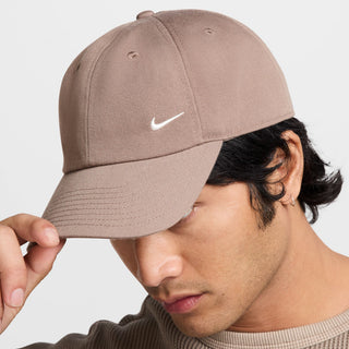 Nike Club Cap Small Swoosh Strapback